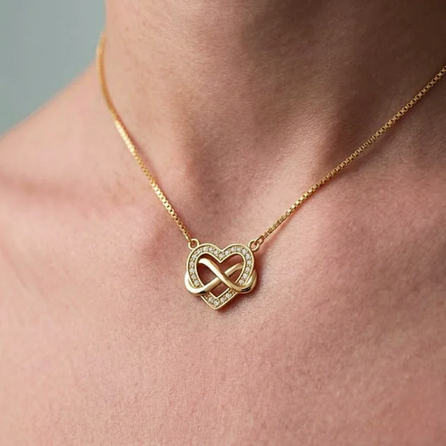 Pingente Coração Infinito no modelo