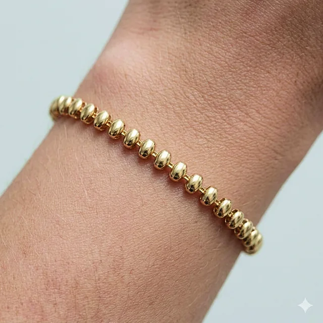 Pulseira com Elos Ovais Liso no modelo