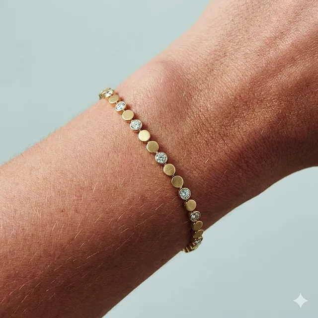 Pulseira Elos Redondos com Pedras Intercaladas no modelo